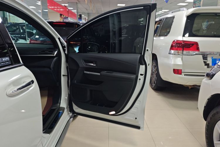 Used Toyota Granvia 2024 2.5L Hybrid Prestige PLUS Edition
