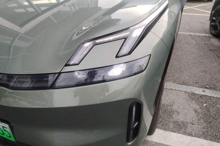 Used Lynk & Co 08 EM-P 2023 220km All-Wheel-Drive Performance Halo