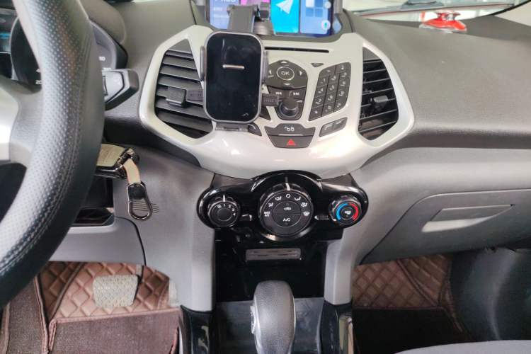 Used Ford EcoSport 2013 1.5L Automatic Fashion Model