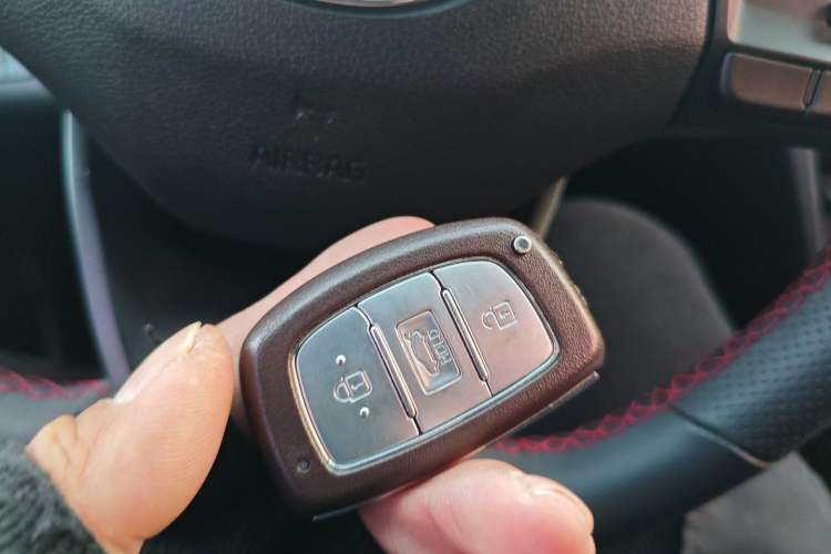 Used Hyundai Elantra 2020 1.4T Dual-Clutch Xuan Dong · Dynamic Version
