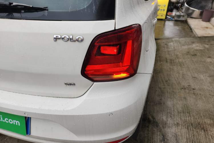 Used Volkswagen Polo 2016 1.6L Automatic Comfort Model