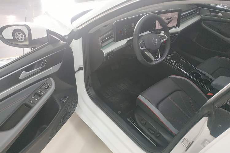 Used Volkswagen Lamando 2025 Lavida L 280TSI DSG Cool & Spicy Edition
