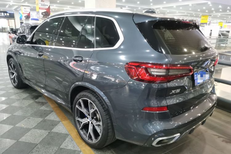 Used BMW X5 2019 xDrive40i Luxury Model with M Sport Package
