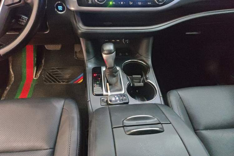 Used Toyota Highlander 2021 2.0T Four-Wheel Drive Luxury Edition 7 Seats