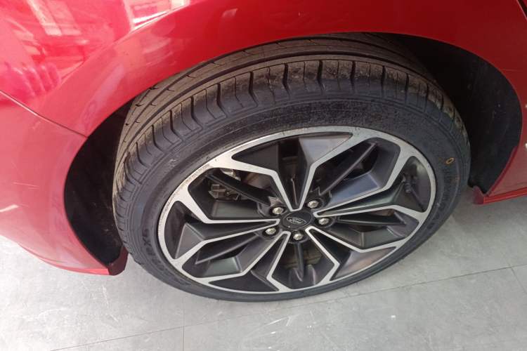 Used Ford Focus 2021 Hatchback EcoBoost 180 Automatic Titanium Edition
