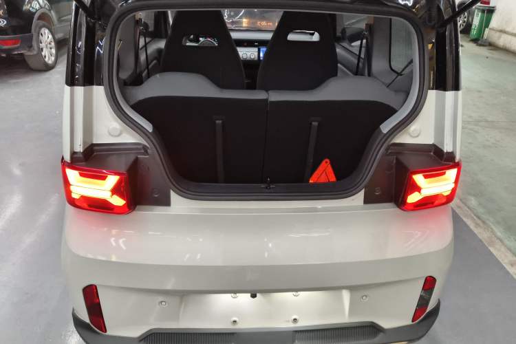 Used Wuling Hongguang MINIEV 2022 GAMEBOY 200km Play Edition with Lithium Iron Phosphate
