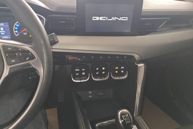 Used BAIC Beijing X3 2021 1.5T Manual Glory Edition
