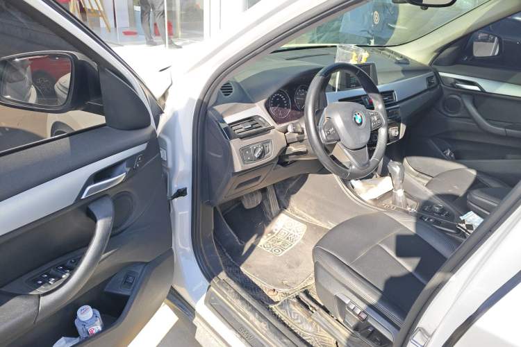 Used BMW X1 2018 sDrive20Li Leading Model
