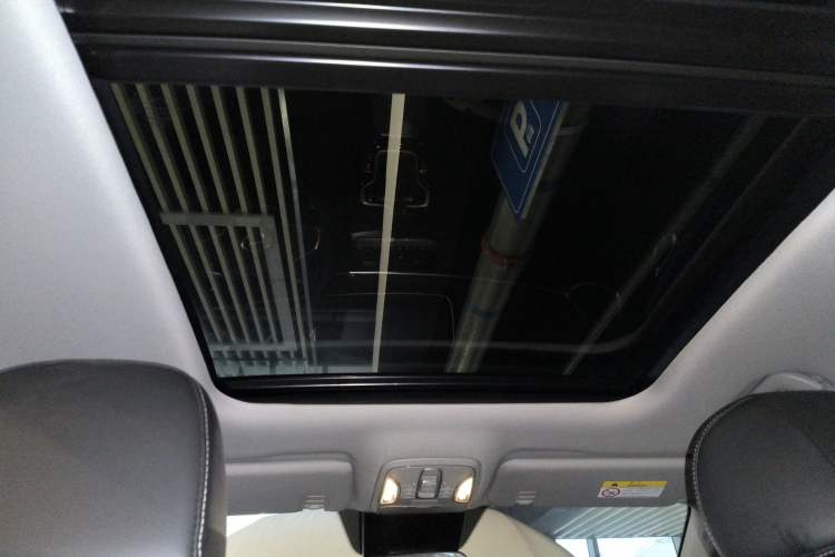 Used GAC Trumpchi M6 2023 PRO 270T DCT Luxury Edition
