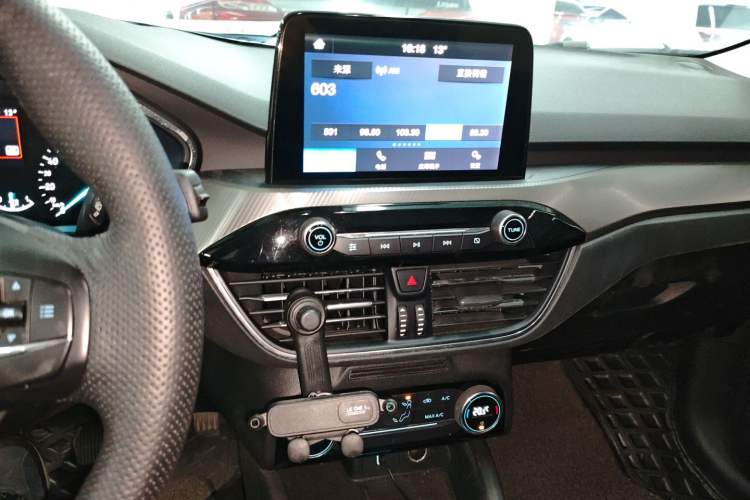 Used Ford Focus 2020 Hatchback EcoBoost 180 Automatic Trend Edition
