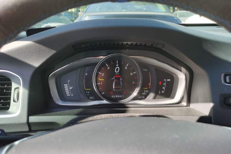 Used Volvo S60 2019 S60L Facelift T5 Intelligent Advanced Edition
