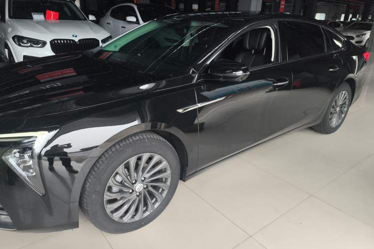 Used Buick LaCrosse 2025 28T Platinum Edition
