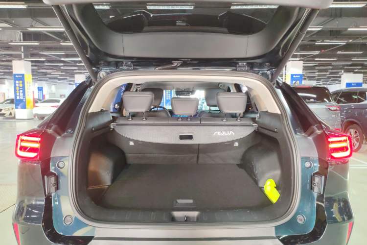 Used Dongfeng Aeolus Huge 2022 Mach Power 1.5T DareDrive Edition · Smart