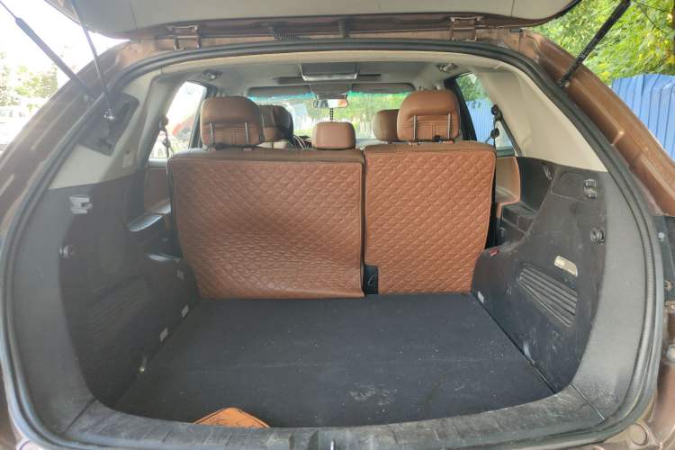 Used Luxgen Great 7 SUV 2013 Limited-Edition Sharp Edition 2.2T All-Wheel-Drive Prestige Model
