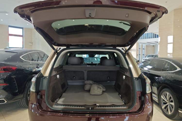 Used Hima AITO M9 2025 Extended-Range Ultra Version 52 kWh 5-Seater Edition
