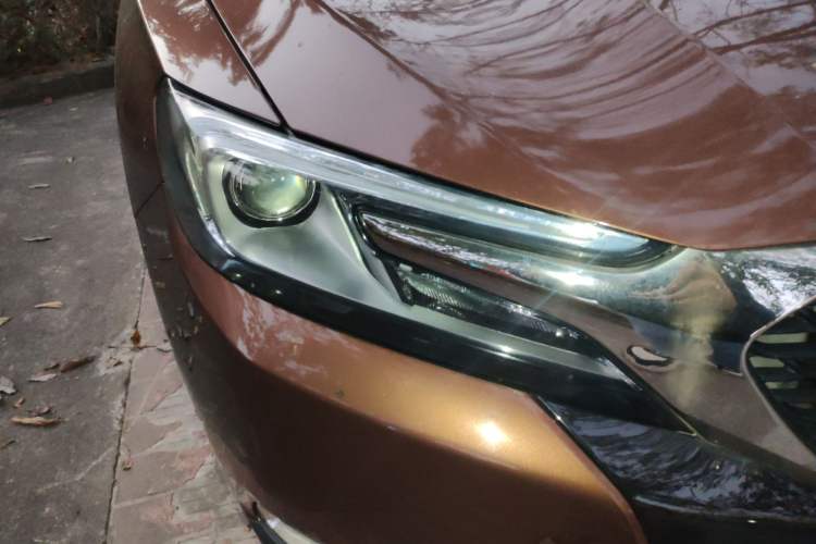 Used DS 6 2016 1.6T Luxury Edition THP160
