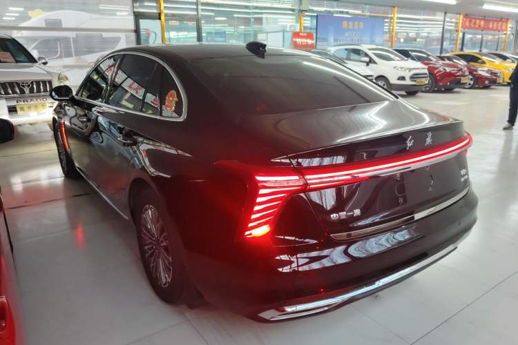 Used Hongqi H5 2023 1.5T DCT Smart Connect Flagship Edition
