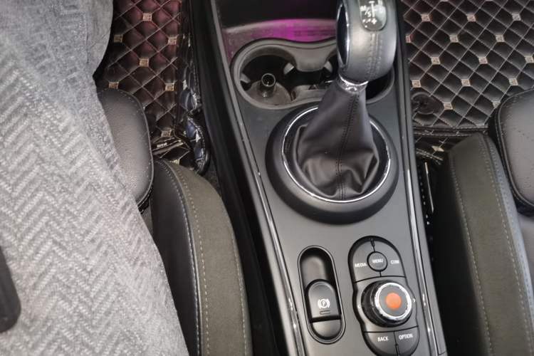 Used MINI Countryman 2018 1.5T COOPER ALL4 Artist
