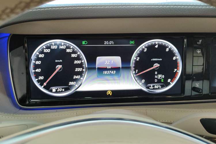 Used Mercedes-Benz S-Class 2014 S 320 L Business Model