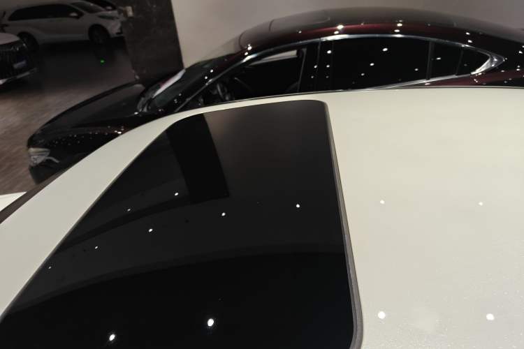 Used Infiniti Q50L 2018 2.0T Comfort Edition China VI Standard
