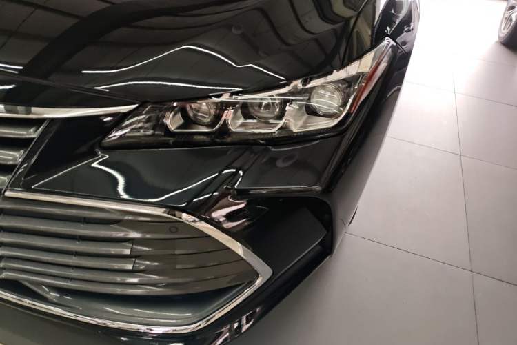 Used Toyota Avalon 2019 2.0L XLE Premium Edition China VI