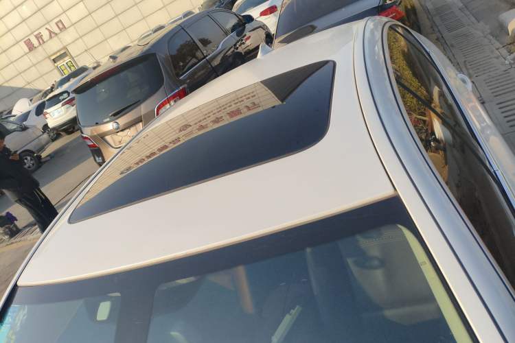 Used BMW 5 Series 2014 525Li Luxury Design Package
