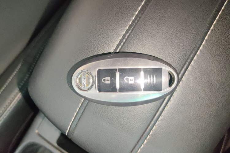 Used Nissan X-Trail 2019 2.0L CVT Smart Connect Comfort Edition 2WD
