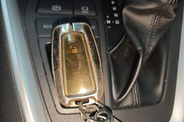 Used Toyota RAV4 2022 2.0L CVT Two-Wheel Drive Fashion Plus Edition
