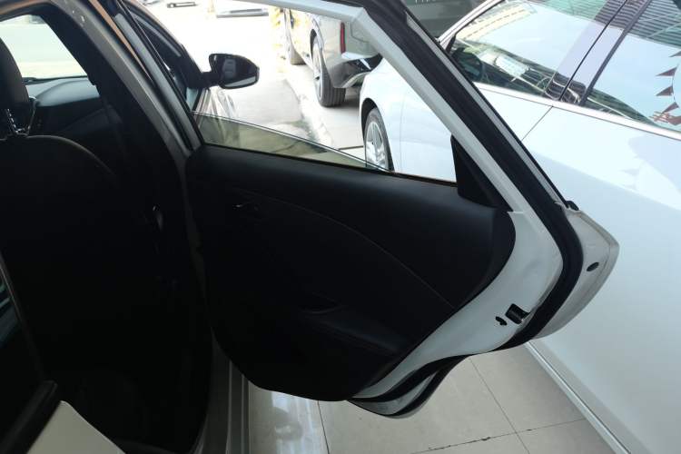 Used Chevrolet Monza 2019 RS 330T Automatic Comfort Edition China VI Standard
