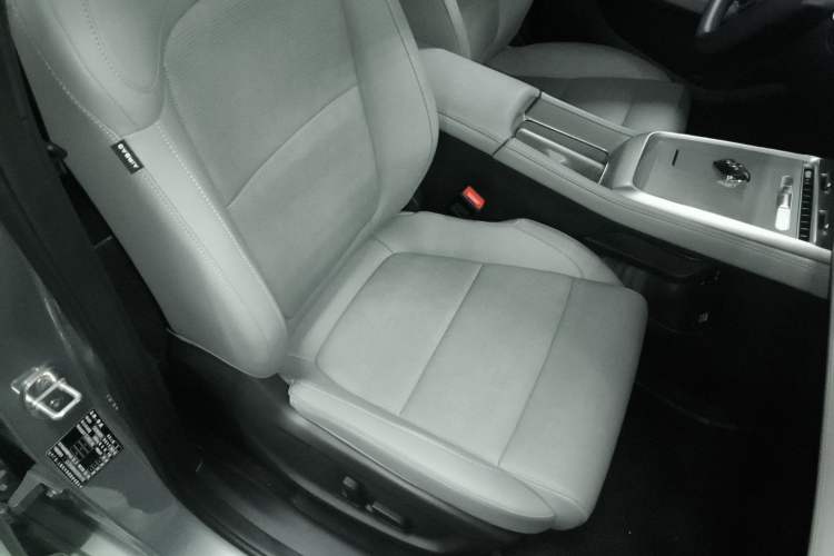 Used Roewe D6 2025 520km Smart Enjoyment Version
