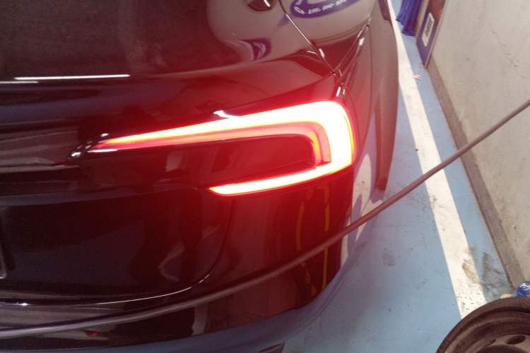 Used Tesla Model 3 2023 Rear-Wheel-Drive Version
