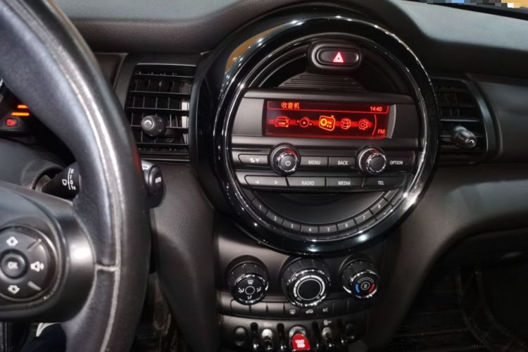 Used  MINI 2016 1.2T ONE Pioneer Edition
