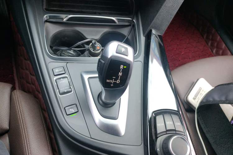 Used BMW 3 Series 2018 320Li Fashion Model
