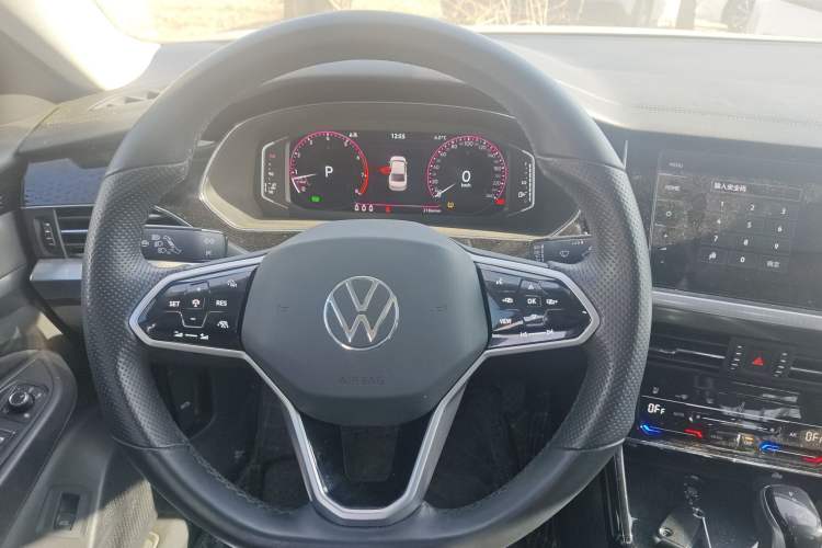 Used Volkswagen Passat 2023 380TSI Luxury Edition
