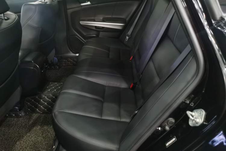 Used Honda Crosstour 2014 2.4L Luxury Edition
