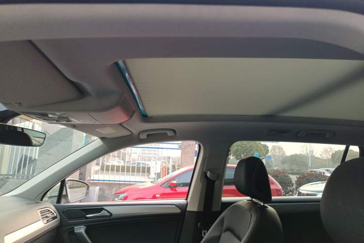 Used Volkswagen Tiguan L 2018 330TSI Automatic Two-Wheel Drive Luxury Edition
