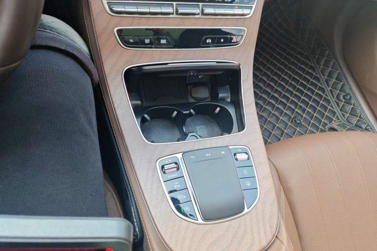 Used Mercedes-Benz E-Class 2023 Updated E 300 L Luxury Edition
