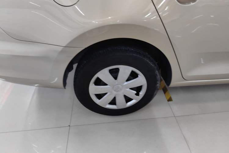 Used Volkswagen Santana 2013 1.6L Automatic Fashion Edition