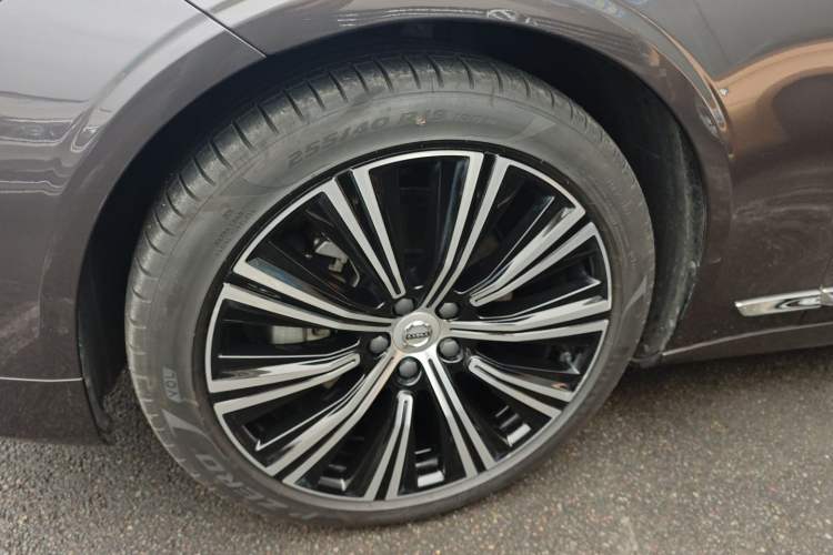 Used Volvo S90 2023 B5 Zhiyuan Luxury Edition