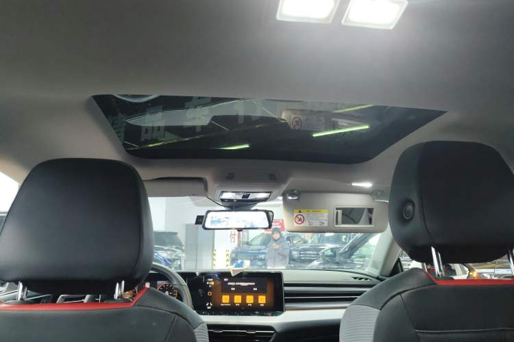 Used Volkswagen Lamando 2024 Lavida L 280TSI DSG Cool & Spicy Edition