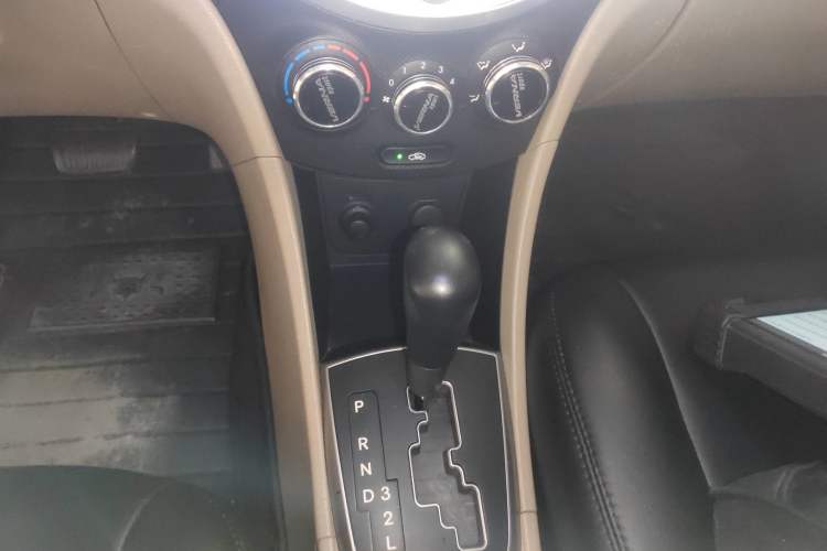 Used Hyundai Verna 2014 1.4L Automatic Smart GLS
