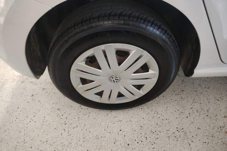 Used Volkswagen Polo 2016 1.4L Manual Fashion Model
