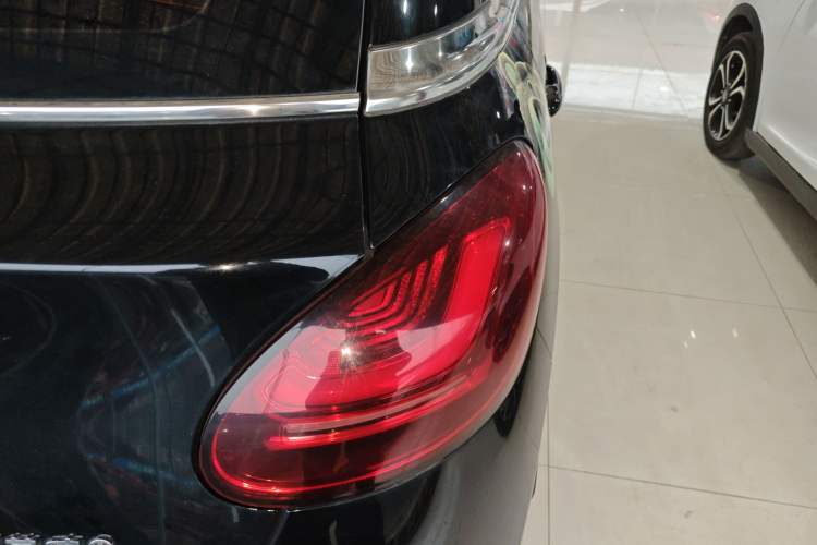 Used Wuling Bingo 2023 333 km Lingxi Connected Version
