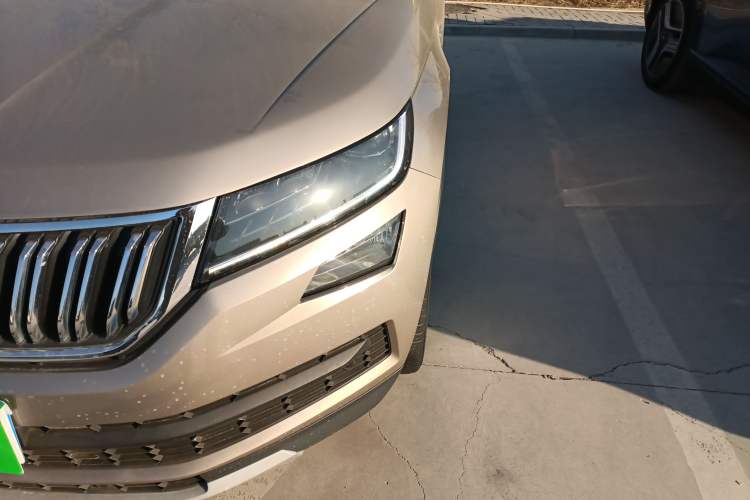 Used Skoda Kodiaq 2021 TSI330 5-Seater Two-Wheel-Drive Luxury Plus Edition
