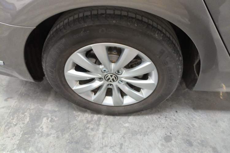 TDK.VehicleDetails.img