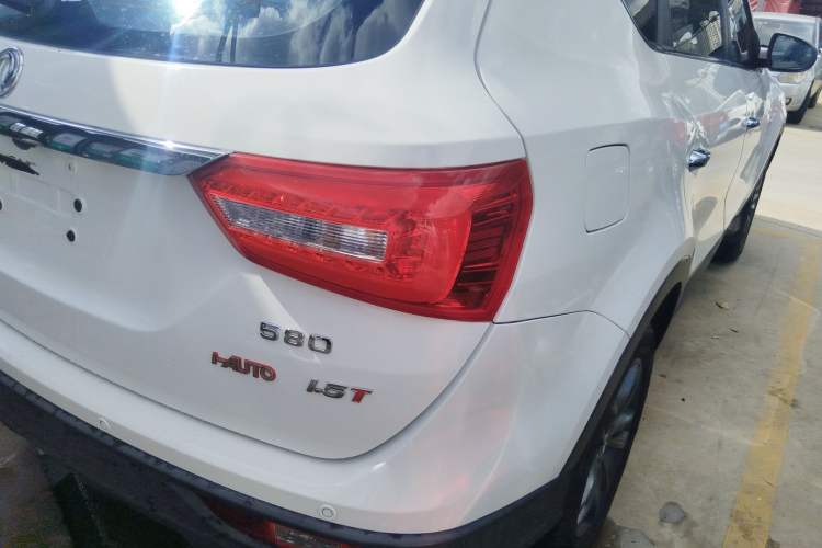 Used Dongfeng Fengon 580 2020 1.5T Manual Luxury Version
