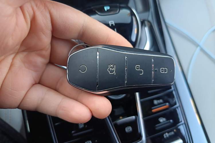 Used BYD Qin PLUS 2024 HONOR Edition DM-i 55KM Leading Model
