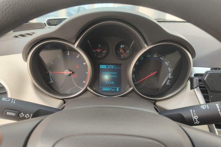 Used Chevrolet Cruze 2015 1.5L Classic SL MT
