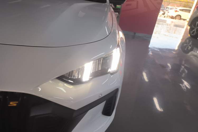 Used GAC Trumpchi EMPOW 2023 270T DCT J15 Version
