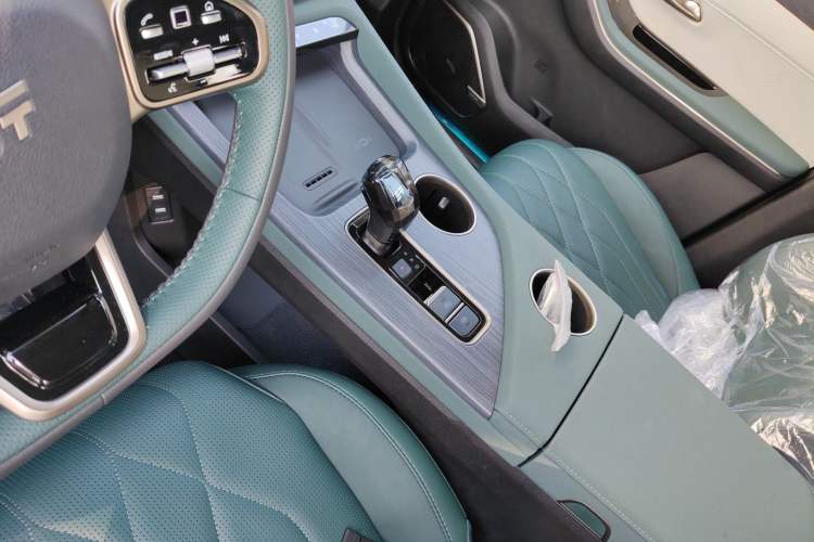 Used JETOUR Shanhai Shanhai L9 2024 1.5TD 2DHT Pro 7-Seater
